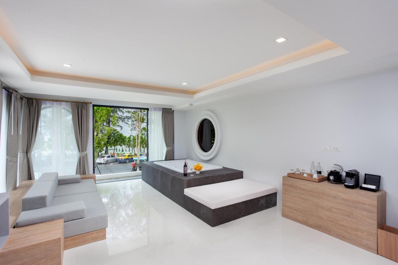 Anona Beachfront Phuket Resort-Sha Extra Plus Patong Exterior foto